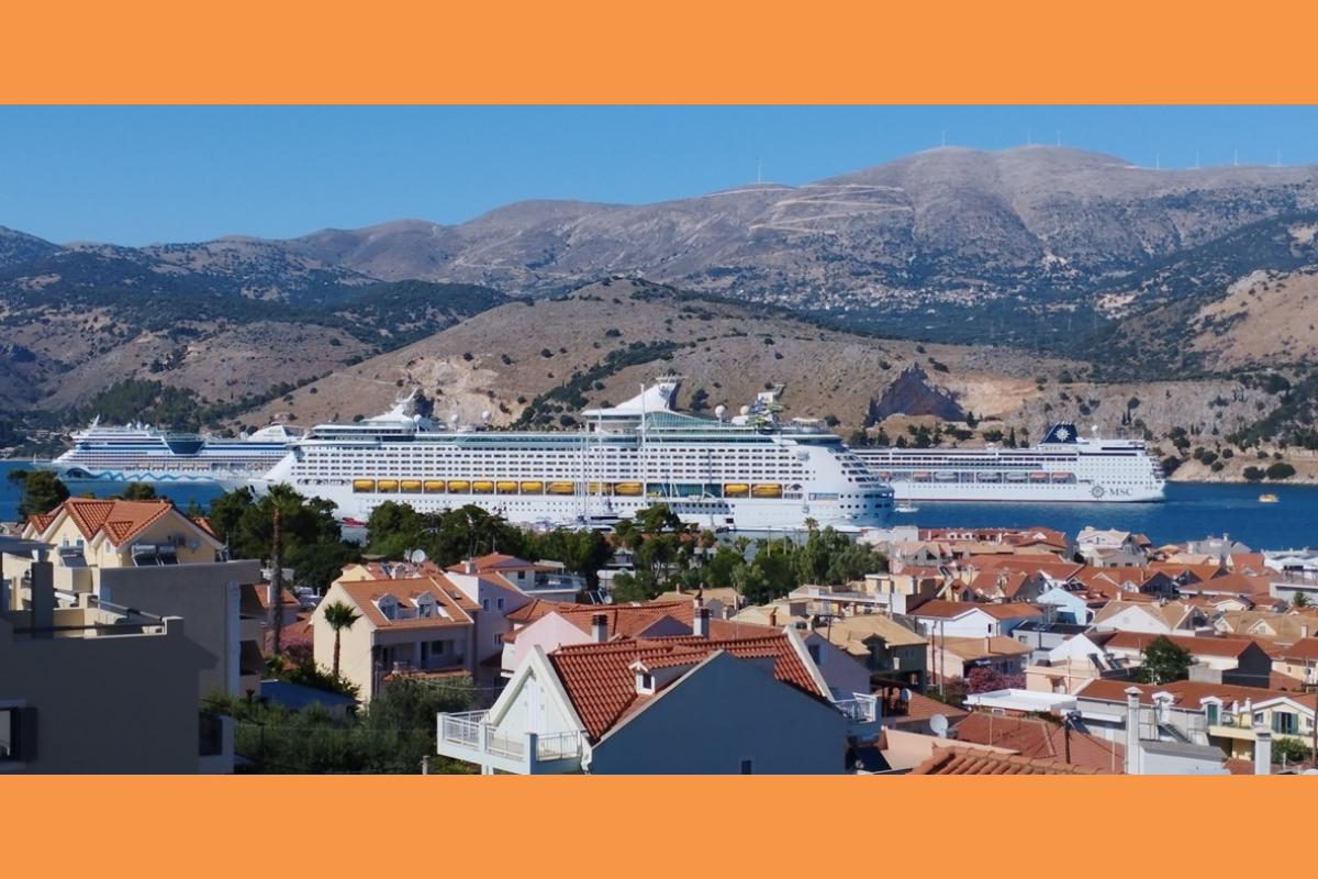 3 Κρουαζιερόπλοια σήμερα στο Αργοστόλι – Σχεδόν 10