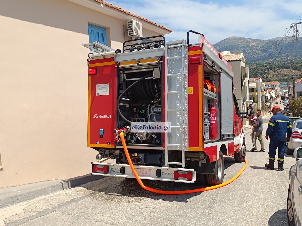Αναστάτωση από φωτιά στην καμινάδα του εστιατορίου “Παλιά Πλάκα”