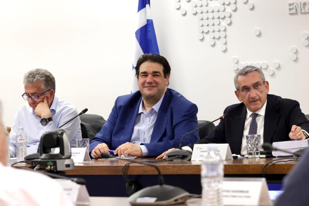 ΕΝΠΕ στα «κάγκελα»: Καταγγέλλουν «λόμπι» στο ΥΠΕΣ  Ζητούν συνάντηση με Μητσοτάκη …αλλιώς παραιτήσεις
