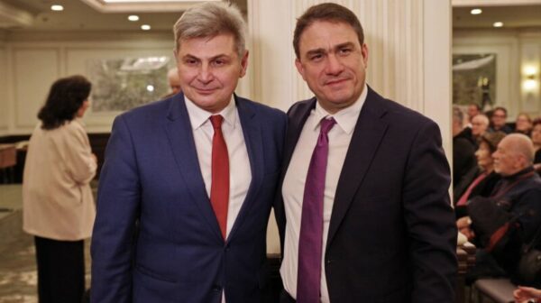 Φαραντούρης και Τσουκαλάς μιλούν στο Αργοστόλι για την κρίση στέγης και τα κόκκινα δάνεια