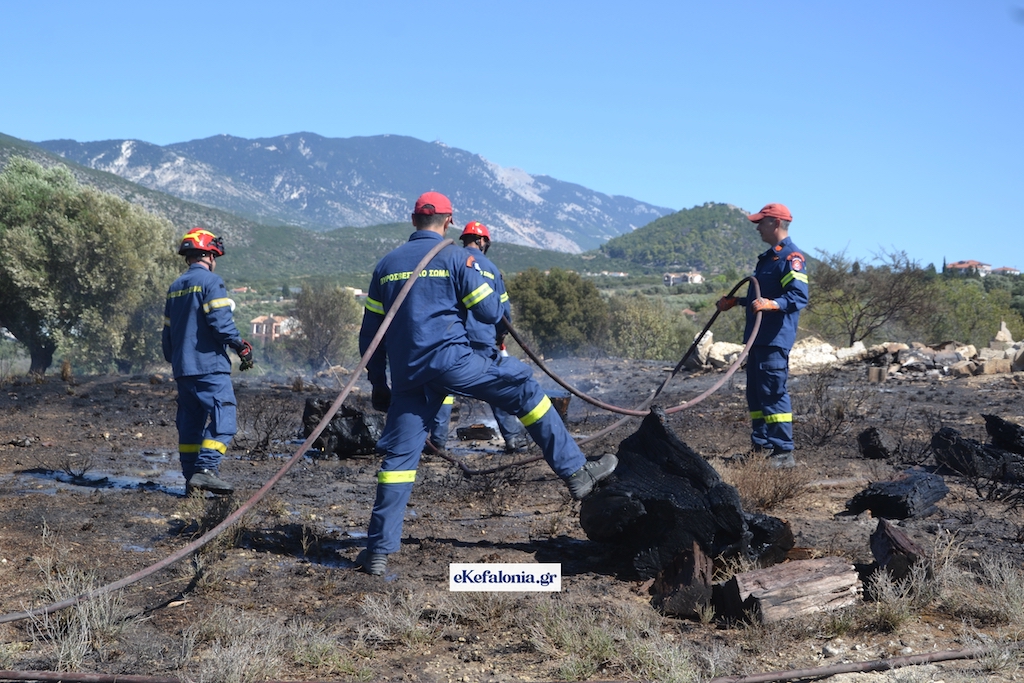 Κατατέθηκε στη Βουλή η Αναφορά για τα αιτήματα των Εποχικών Πυροσβεστών