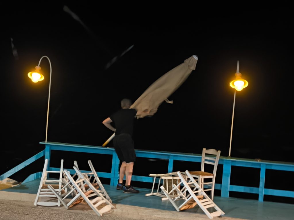 Κέρκυρα: Συνεχίζονται τα προβλήματα από το ξαφνικό μπουρίνι