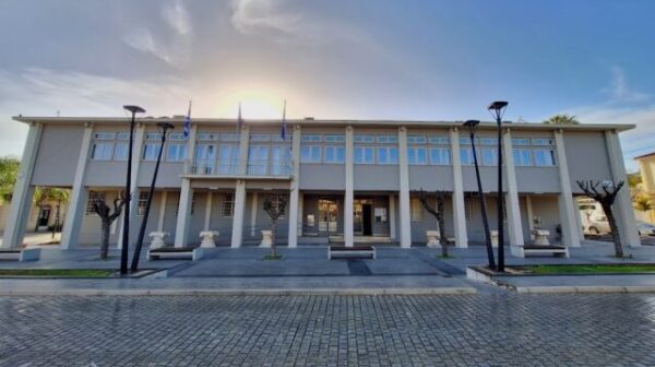 Με εκτίμηση και ευγνωμοσύνη προς πέντε πολύτιμα στελέχη της Υπηρεσίας Καθαριότητας [εικόνες]