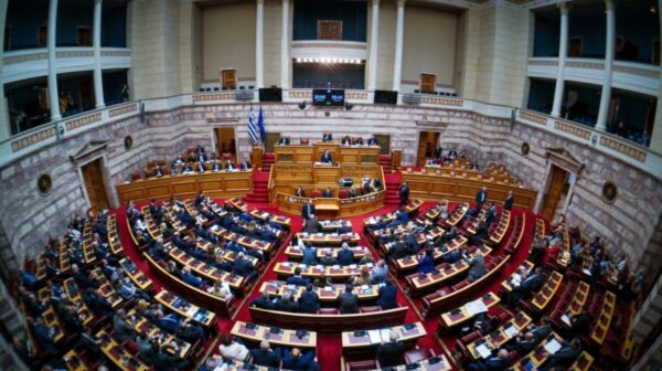 Ν/σ υδάτων: “Θεσμικό ατόπημα” ο αποκλεισμός φορέων – “Πύρινες” αντιδράσεις ΚΕΔΕ-ΕΔΕΥΑ
