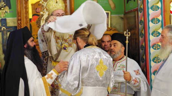 Νέος Διάκονος στην Ιερά Μητρόπολη Κεφαλληνίας –Με κατάνυξη η χειροτονία του Σεβαστιανού Καμπέρη