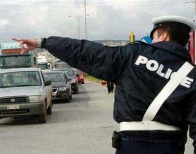 Οδηγούσε χωρίς άδεια που του είχε αφαιρεθεί