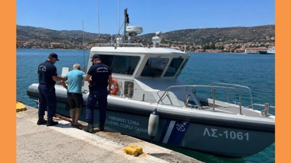 Παροχή συνδρομής σε κολυμβητή σε δυσχερή θέση στην Κεφαλονιά