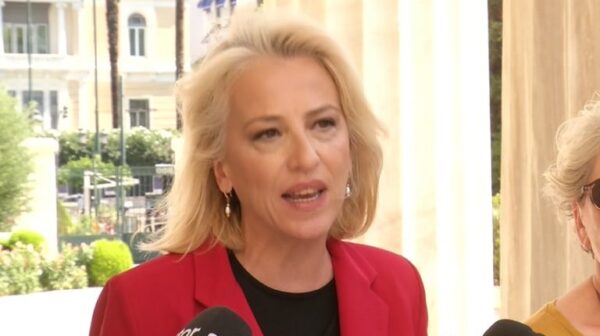 Πρόεδρος του ΣΥΡΙΖΑ η Ρένα Δούρου