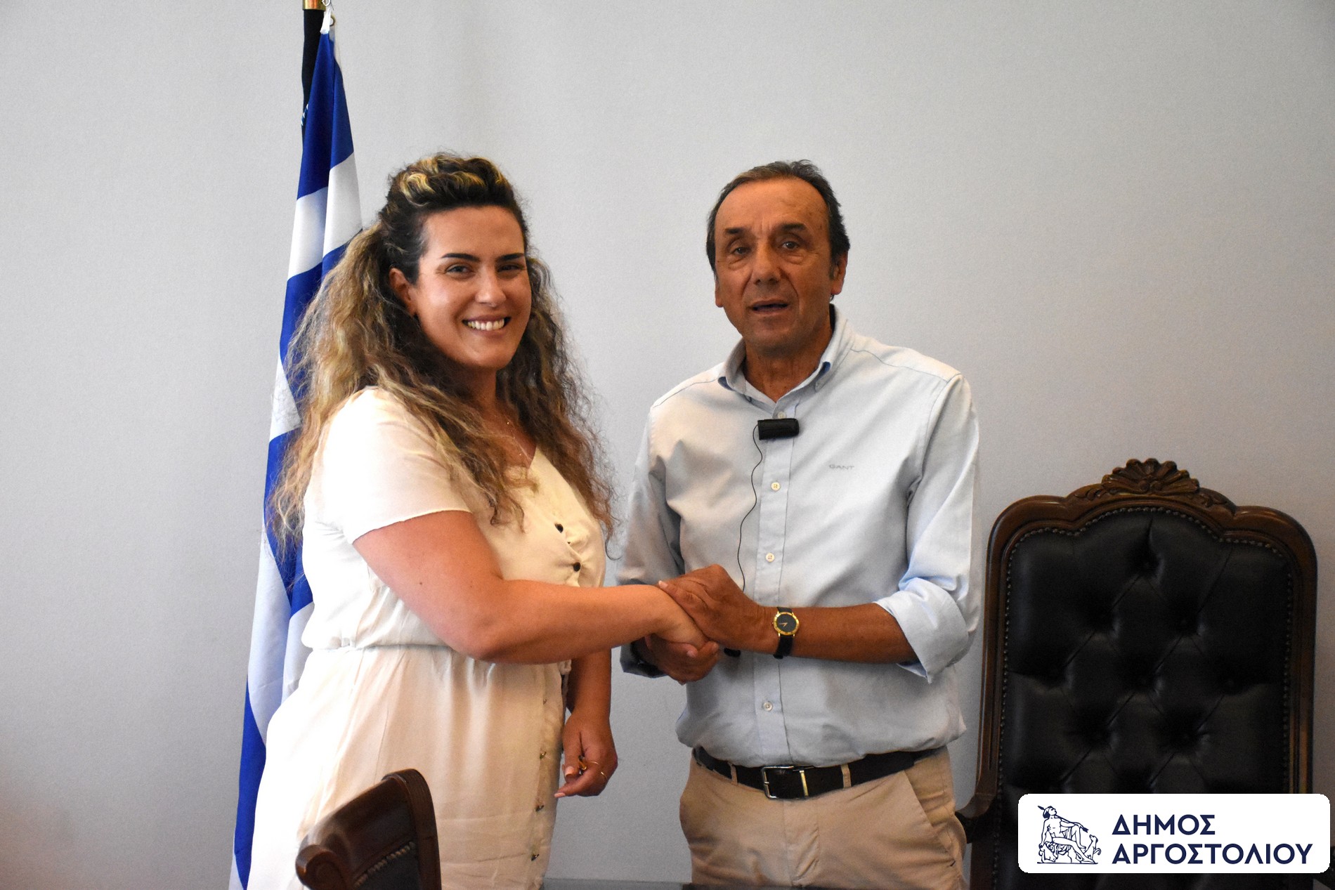 Συνεχίζεται η στελέχωση των υπηρεσιών του Δήμου Αργοστολίου Ορκωμοσία νέας μόνιμης υπαλλήλου