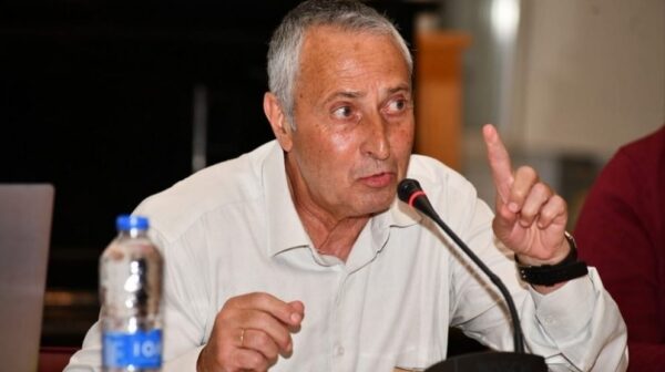 «Φάρος»: 445