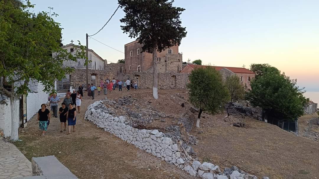 Ιερά Παράκληση την Τρίτη στην Υπεραγία Θεοτόκο από τη Μονή Άτρου