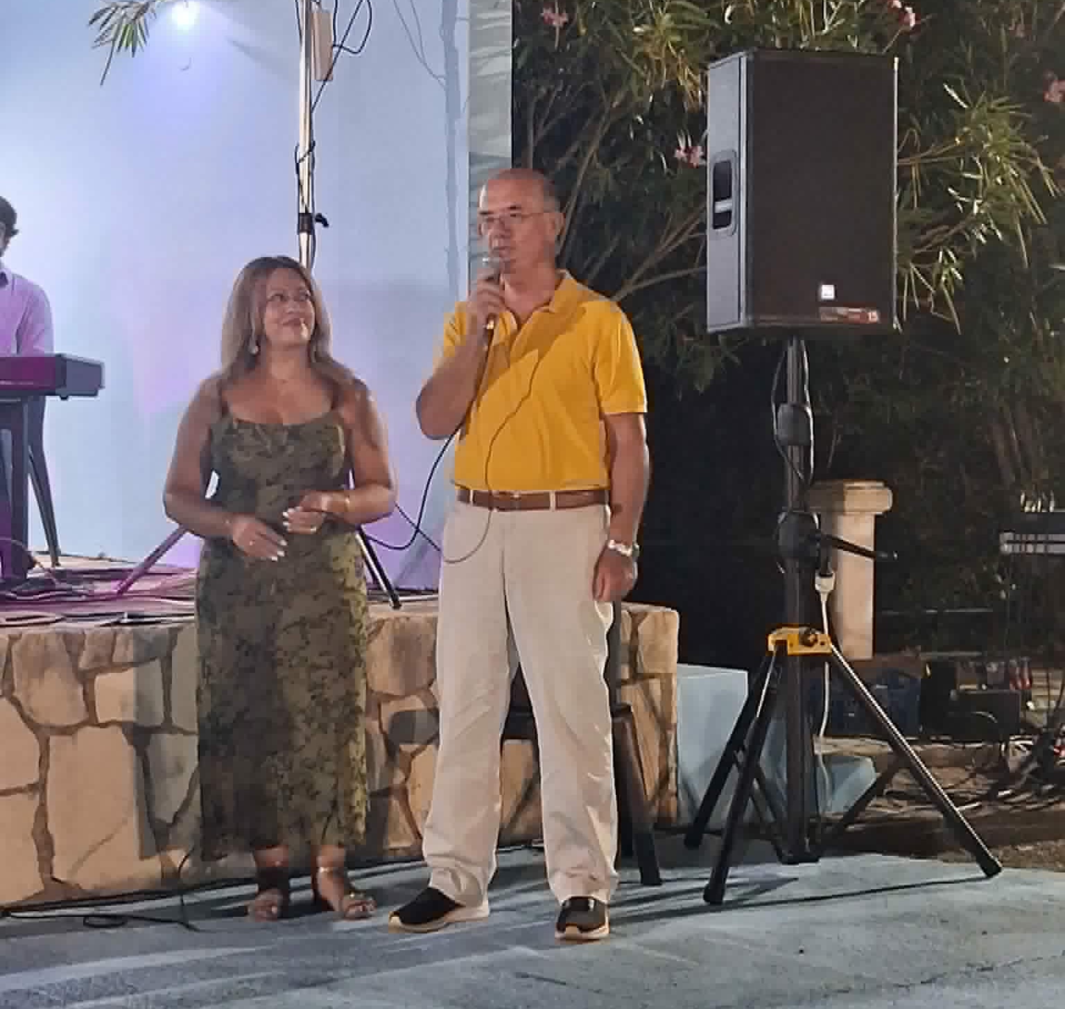 Κάτω από τη λαμπερή Αυγουστιάτικη Πανσέληνο, η Ιθάκη τραγούδησε τα «Παραδοσιακά Τραγούδια της Ιθάκης»