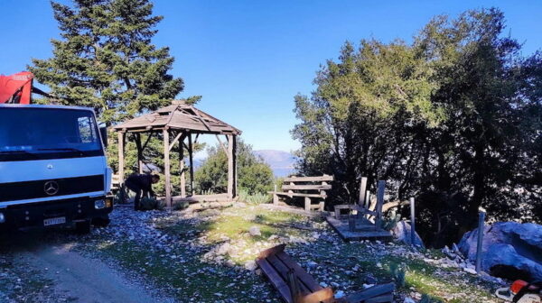 Κλείνει ο Εθνικός Δρυμός Αίνου λόγω πολύ υψηλού κινδύνου πυρκαγιάς – Ποιες άλλες περιοχές αφορά η απαγόρευση