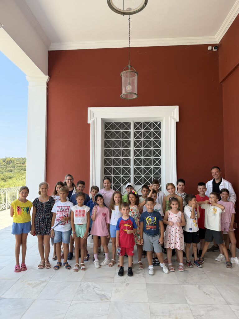 «Μικροί ερευνητές, μεγάλα μυστικά: Ανακαλύπτοντας το DNA»