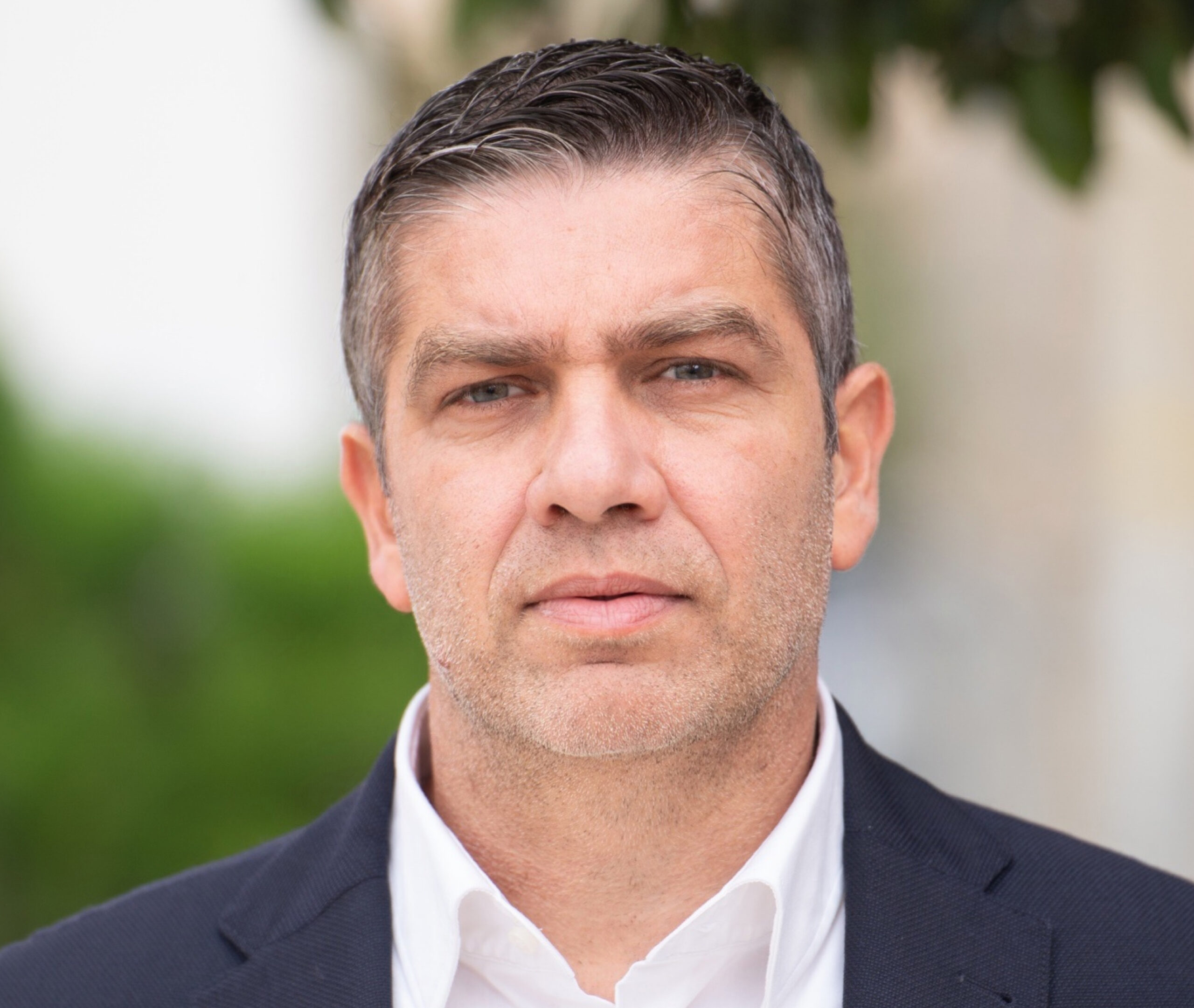 Ο Γιάννης Λυκούδης στο επίκεντρο της πυρκαγιάς