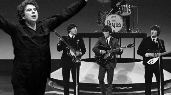 Οι Beatles τραγουδούν Θεοδωράκη