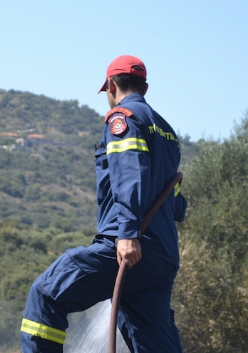 Πύρινος εφιάλτης στη Νότια Κεφαλονιά