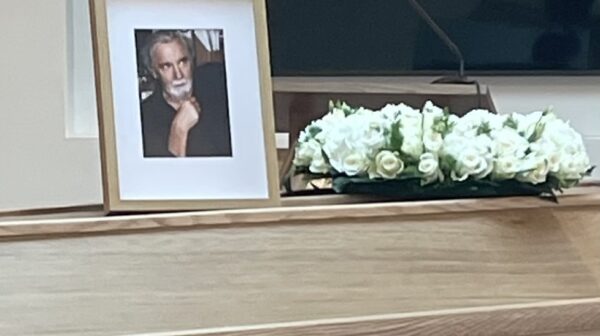 Στο Αποτεφρωτήριο Ριτσώνας το «ύστατο χαίρε» στον διανοούμενο Κωνσταντίνο Τσουκαλά