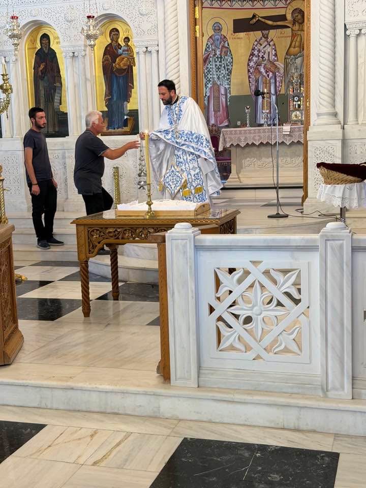Συγκίνηση στα Ομαλά – Τίμησαν τη μνήμη του Διονυσίου Βλάχου στον Άγιο Γεράσιμο [εικόνες]