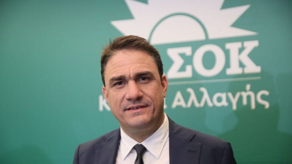 Τσουκαλάς κατά Μαρινάκη: Μοιράζει «καθρεφτάκια» η κυβέρνηση που λεηλάτησε τους ελεύθερους επαγγελματίες