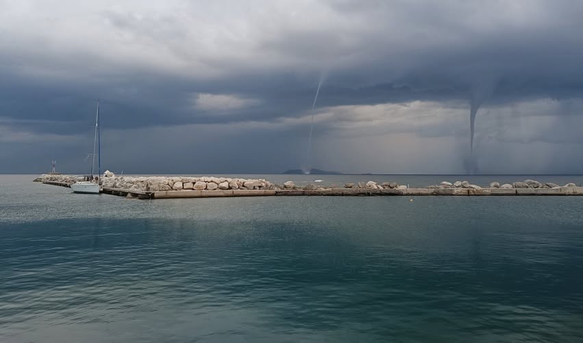 5.000 κεραυνοί καταγράφηκαν στο Ιόνιο, χθες το απόγευμα