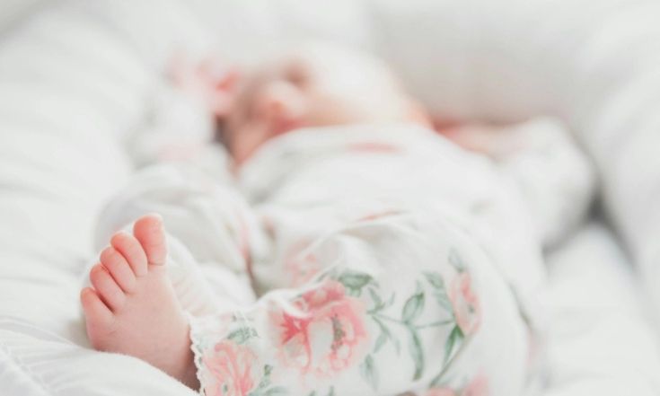 Αχαΐα: Βρέφος λίγων ημερών εντοπίστηκε νεκρό  Μυστήριο με τα αίτια θανάτου