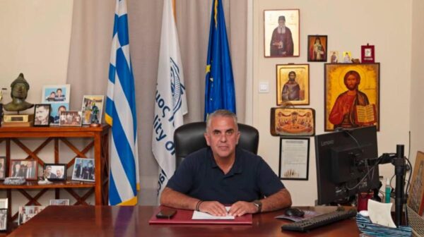 ΑΠΑΝΤΗΣΗ ΔΗΜΑΡΧΟΥ ΙΘΑΚΗΣ ΣΤΗΝ ΛΑΙΚΗ ΣΥΣΠΕΙΡΩΣΗ ΙΘΑΚΗΣ