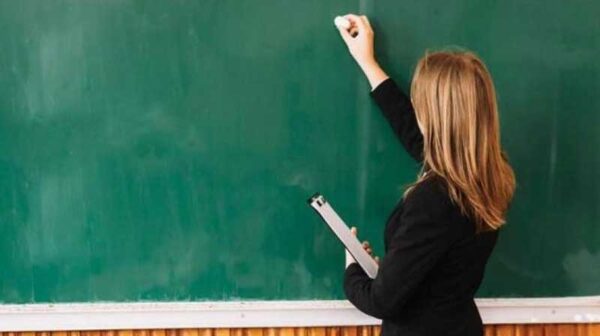 Από σήμερα, 1η Σεπτεμβρίου, επιστρέφουν οι εκπαιδευτικοί στις σχολικές μονάδες