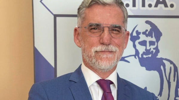 Δήμος Αργοστολίου: Θερμά συγχαρητήρια στον Κεφαλονίτη Καθηγητή Χειρουργικής Γεράσιμο Τσουρούφλη, για την ακαδημαϊκή του εξέλιξη