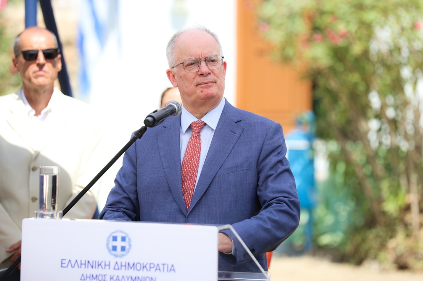 Επίτιμος δημότης Αργοστολίου ο Πρόεδρος της Δημοκρατίας; Το θέμα στο Δημοτικό Συμβούλιο της Τετάρτης