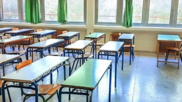 Κέρκυρα: Υπό την απειλή εξώσεων σχολεία