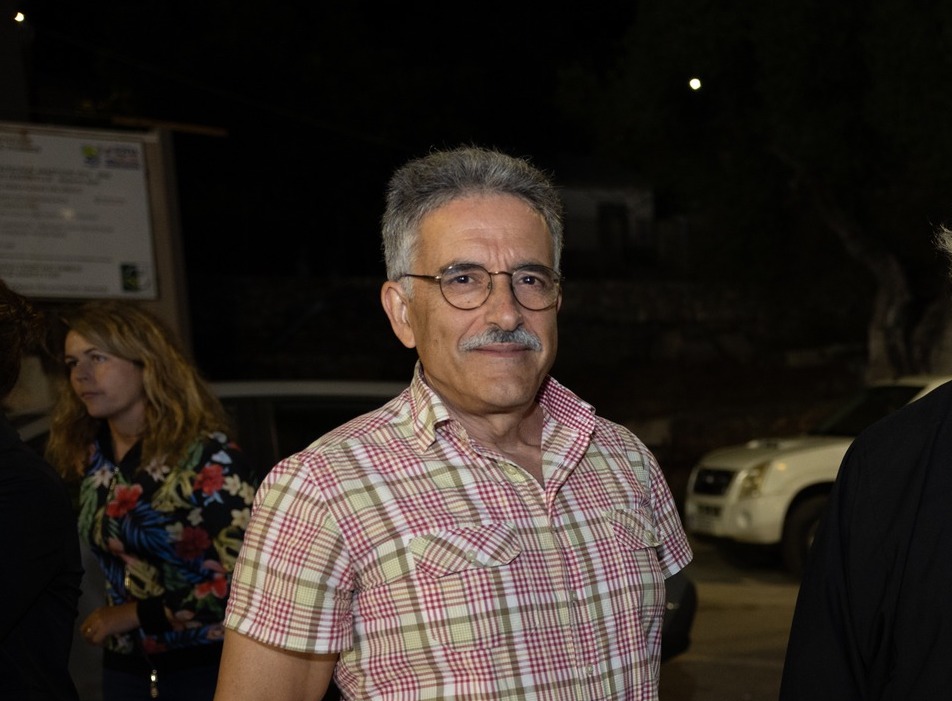 Με αφορμή τις βραβεύσεις για την πανδημία, ο Διονύσης Γαρμπής θυμίζει την προσφορά των οδοντιάτρων