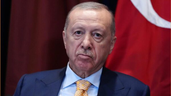 «Σεισμός» στην Τουρκία: Σκάνδαλο 18 δισ. δολαρίων με εταιρεία «πυραμίδα» – Είχαν επενδύσει πάνω από 450