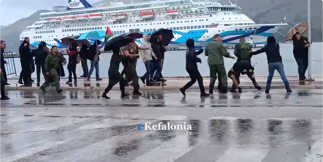 Αργοστόλι: «Αστακός» το λιμάνι ενόψει της άφιξης του «Crown Iris»