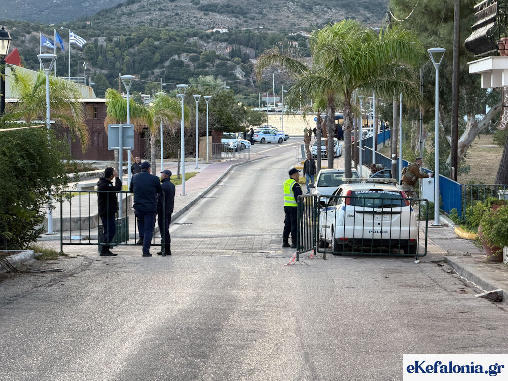 Αργοστόλι: «Αστακός» το λιμάνι – Οι πρώτες εικόνες από το αποκλεισμένο σημείο