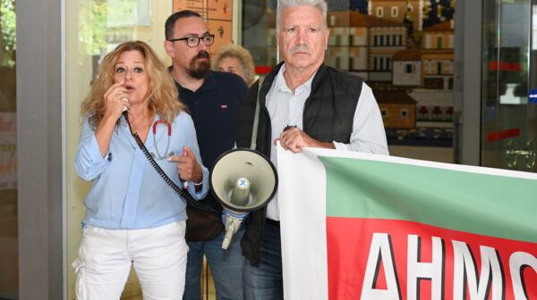 Αργοστόλι: Συγκέντρωση και πορεία διαμαρτυρίας από εργαζομένους, εκπαιδευτικούς και μαθητές