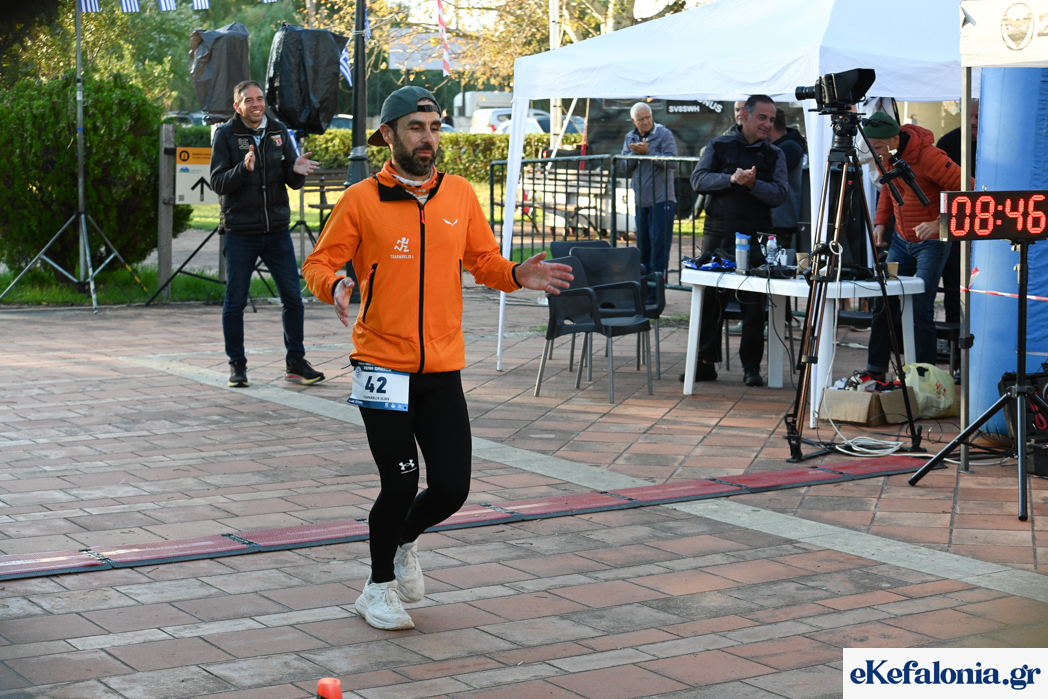 Backyard Ultra: Ο Ηλίας Τσαπαρέλης πρώτος της Team Greece με 43 γύρους και περισσότερα από 288 χιλιόμετρα!