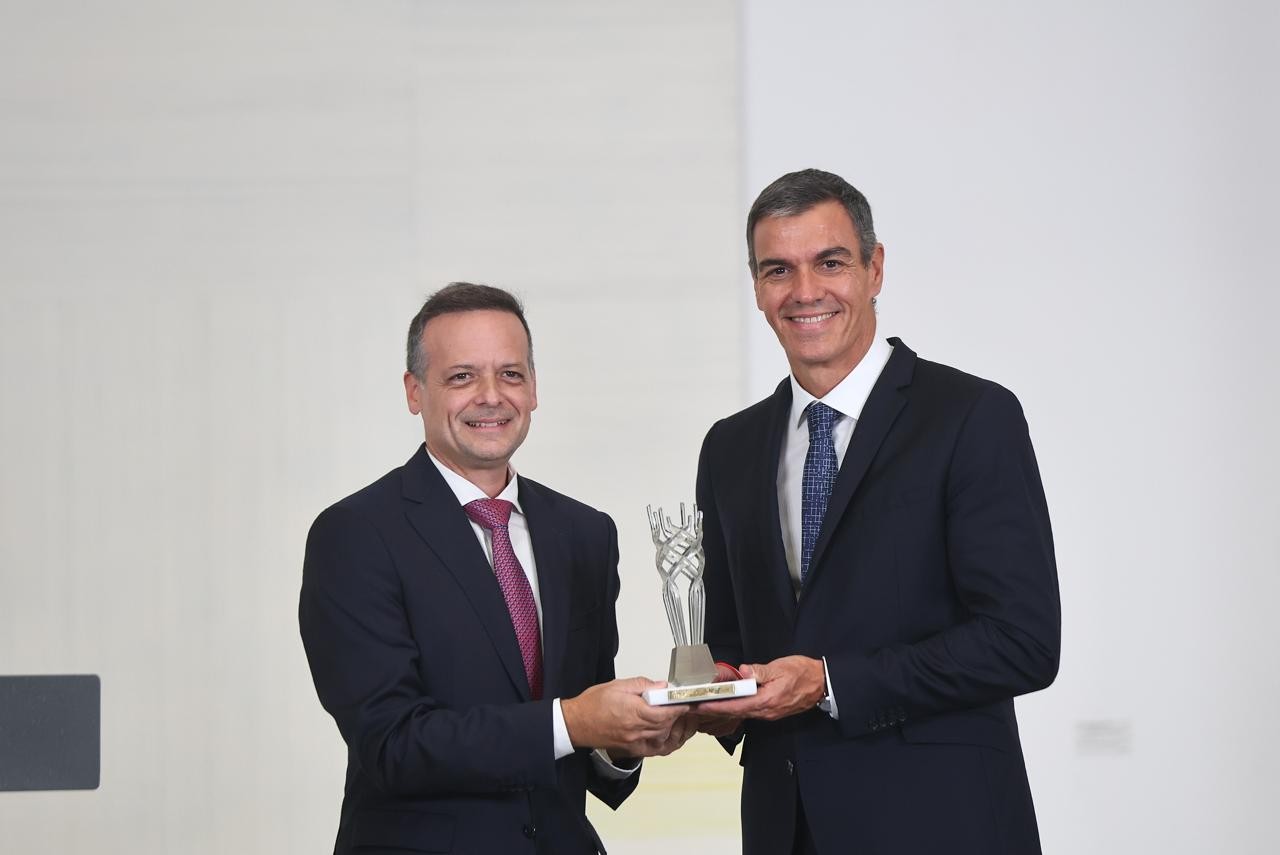 Δήμος Αθηναίων: Στον πρωθυπουργό της Ισπανίας, Πέδρο Σάντσεθ, απονεμήθηκε το Βραβείο Δημοκρατίας της Πόλης των Αθηνών 2026  