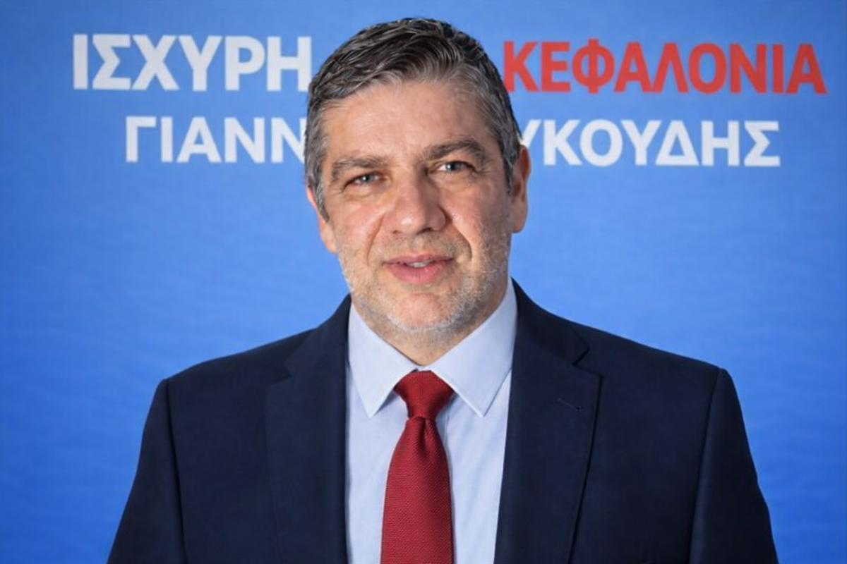 Εκφράζω τα πιο θερμά και ειλικρινή μου συλλυπητήρια στα παιδιά της, Στέφανο, Ανδρέα και Παναγή