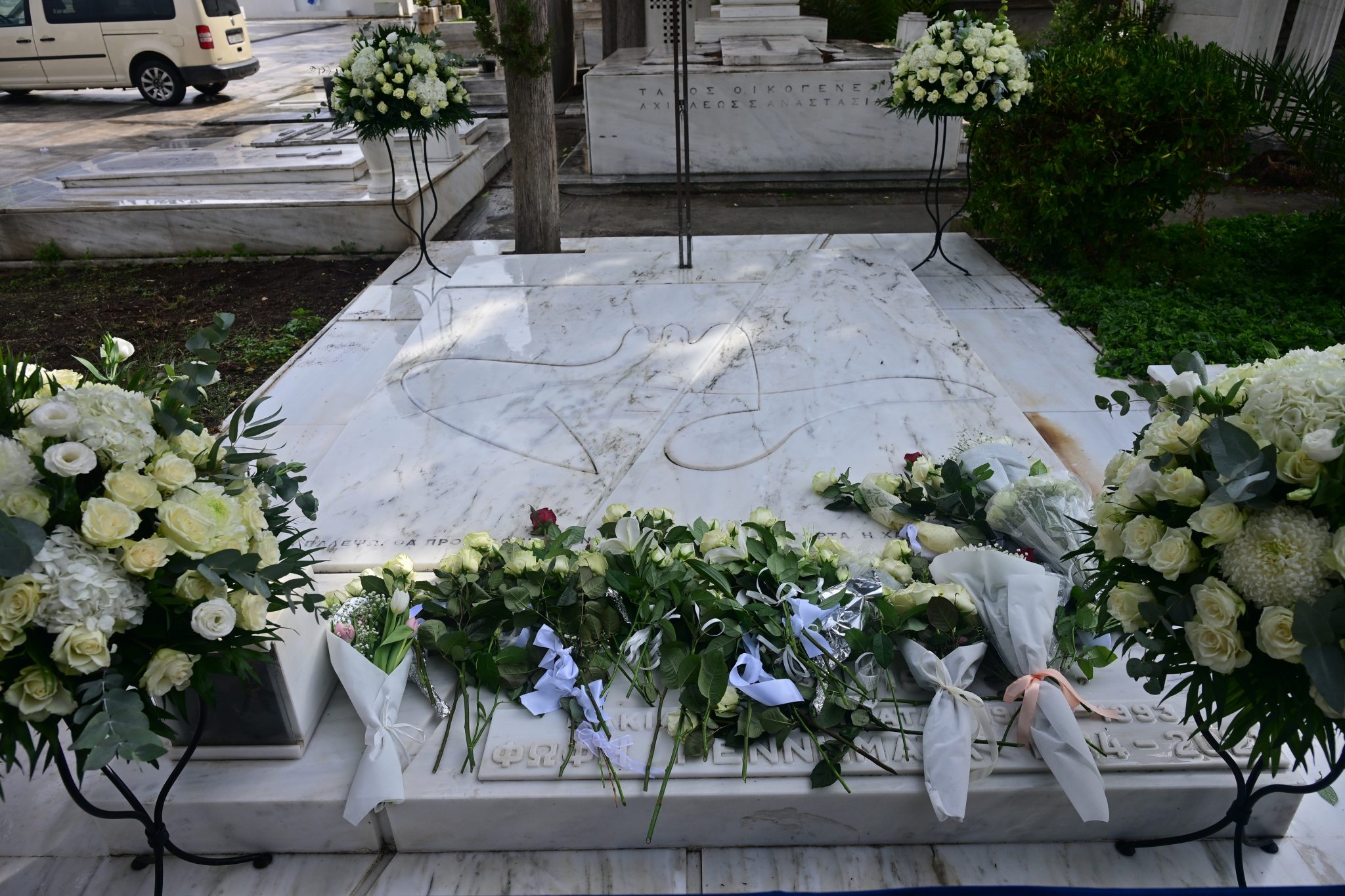 Φώφη Γεννηματά: Συγκίνηση στο μνημόσυνο πέντε χρόνια μετά τον θάνατό της – Η δήλωση του γιου της και του Νίκου Ανδρουλάκη