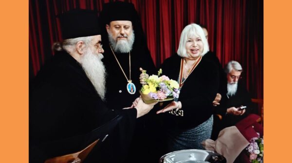 H Mαριλένα Φωκά τιμήθηκε για τις δημιουργίες της στην Αγία Σοφία του Ν.Ψυχικού .