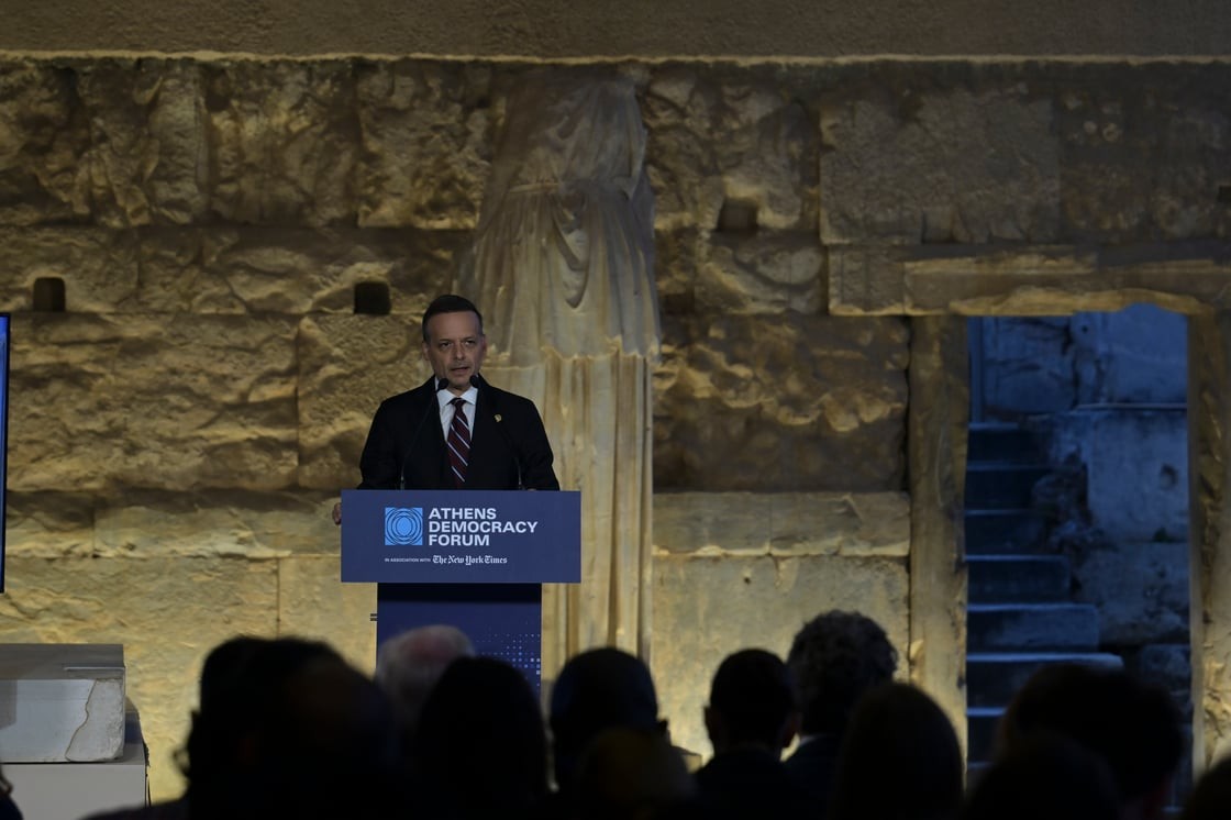 Η Αθήνα τίμησε τον Πρωθυπουργό της Ισπανίας, Πέδρο Σάντσεθ με το Βραβείο Δημοκρατίας της Πόλης των Αθηνών 2026