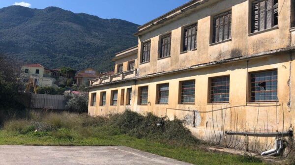 Η Ιθάκη λύνει το πρόβλημα στέγης υπαλλήλων που υπηρετούν στο Νησί
