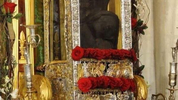 Η Κέρκυρα εορτάζει τον Πολιούχο της, Άγιο Σπυρίδωνα αυτή την Κυριακή, επειδή έσωσε το νησί από την επιδημία της πανώλης