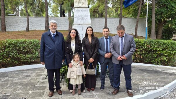 Με εκκλησιασμό και κατάθεση στεφάνων τιμά το Αργοστόλι την 28η Οκτωβρίου