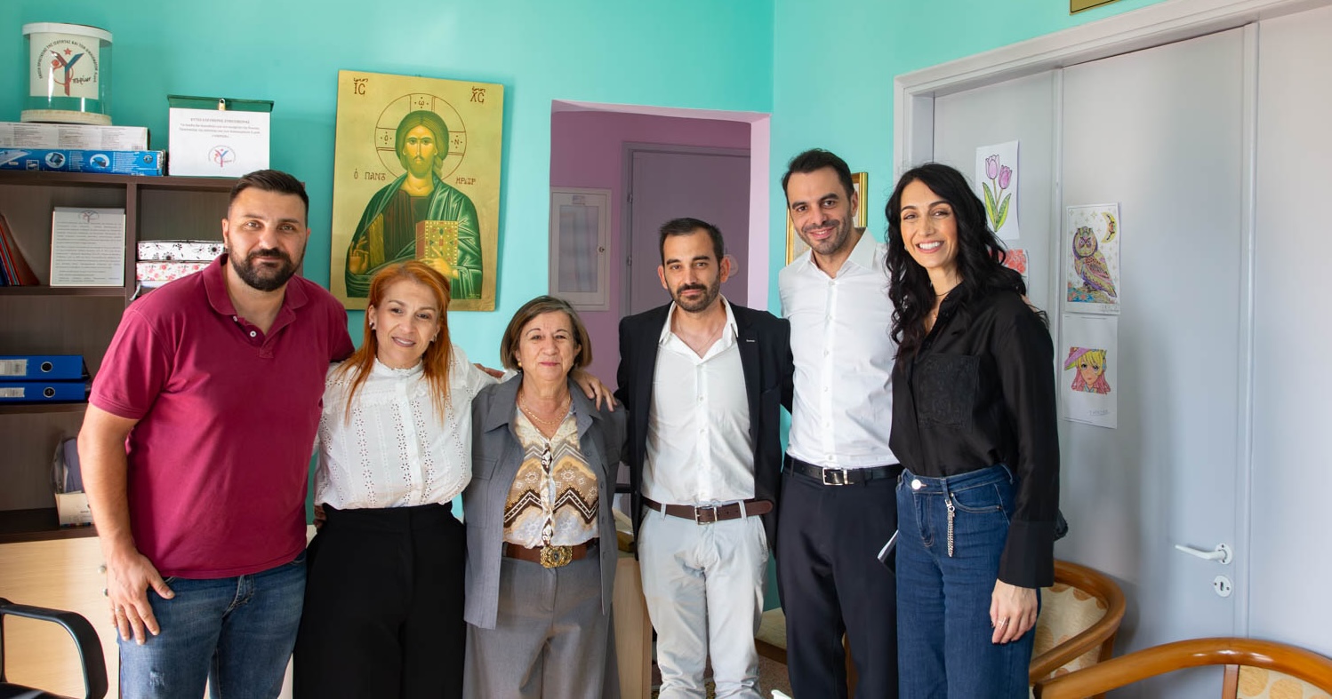 Με ιδιαίτερη συγκίνηση και αισιοδοξία η επίσκεψη εκπροσώπων του ΠΑΣΟΚ στο ΚΔΗΦ ΑμεΑ «ΥΠΕΡΙΩΝ»