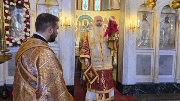 Μετάλλια στο συλλείτουργο της 100ετίας του Αγίου Γερασίμου